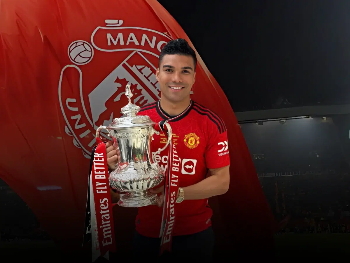 manchester uniteds midfielder casemiro